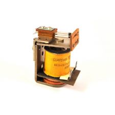 Seeburg Transfer Relais 25V DC - part# 303074